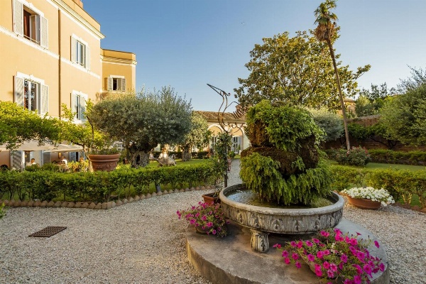 Kolbe Hotel Rome image 6